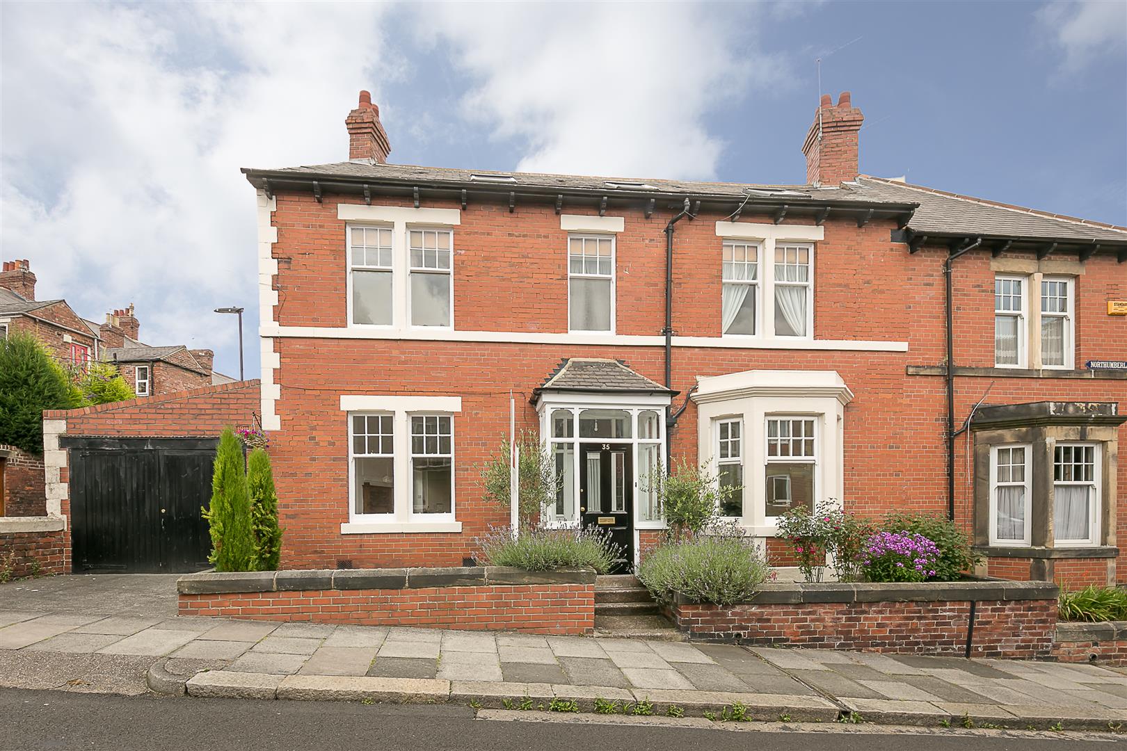 Choose the right agent! Bailey & Co. Jesmond